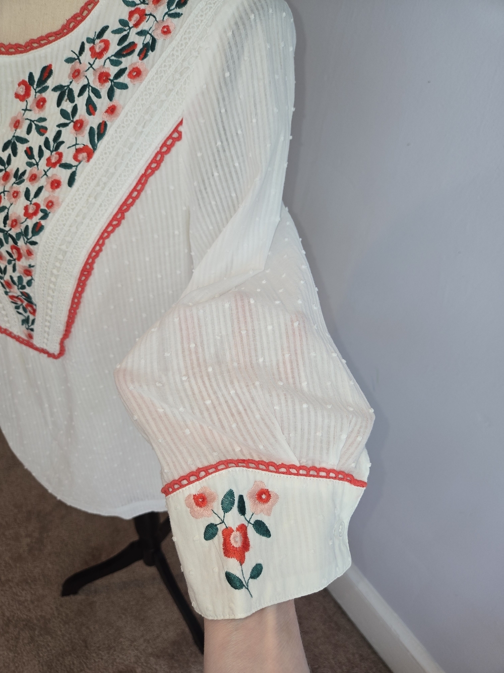 Boden Kelsey Ivory Swiss Dot  Embroidered Top 3/4 Sleeve Peasant Boho US 6 - Picture 4 of 11